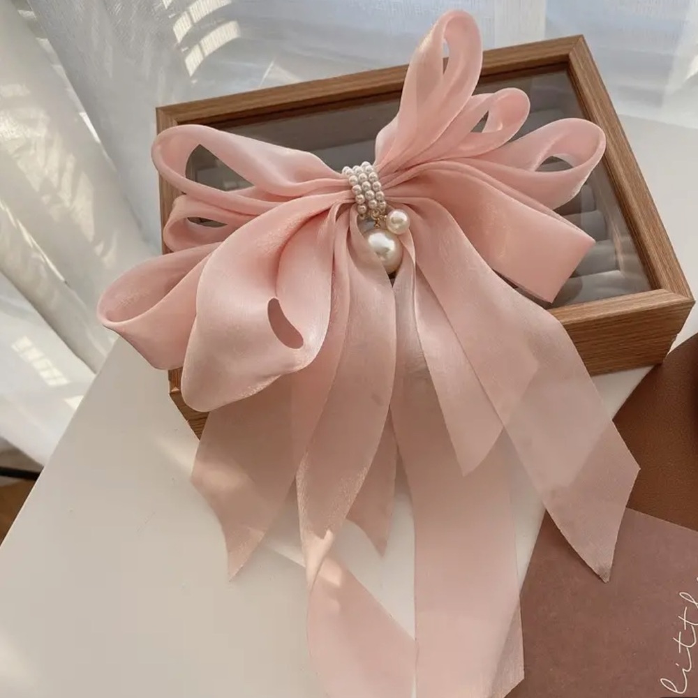 18. “Sarah” multi bow ballet pink barrette - Picture 1 of 1